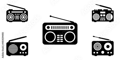 retro radio set, Vintage Radio with Telescopic Antennas and Speaker Grilles, vintage radio line art silhouette vector illustration, redio silhouette vector icon, retro portable radio, retro radio.