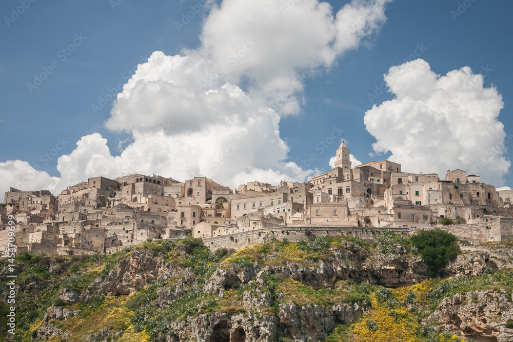 Fototapeta premium Matera on cliff, Basilicata, Italy