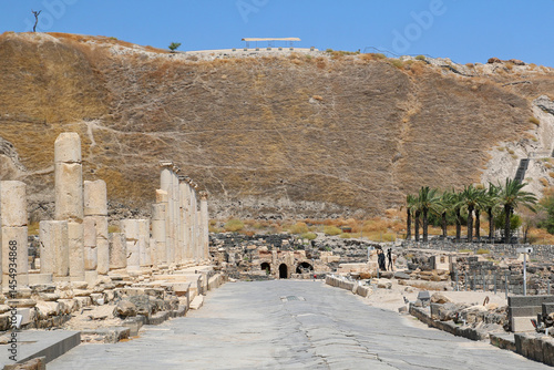 Ruins of Roman Columns in Scythopolis (Bet She’an), Israel – Historic Site in Desert Landscape