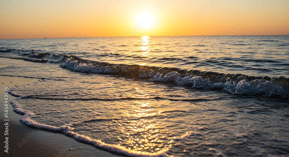 Fototapeta premium Beach Wave at Sunrise