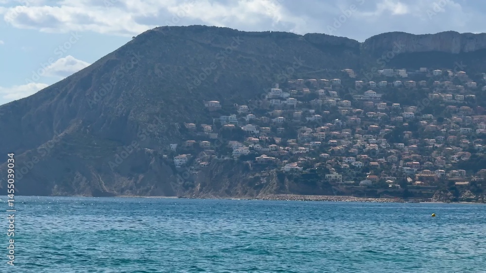 Fototapeta premium Breathtaking Scenic Coastal View with Beautiful Hills in the Background and Ocean