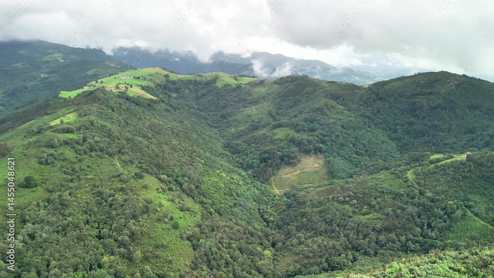 Fototapeta premium Stunning Aerial Views of Lush Green Mountain Landscapes Capturing Natural Beauty and Adventure