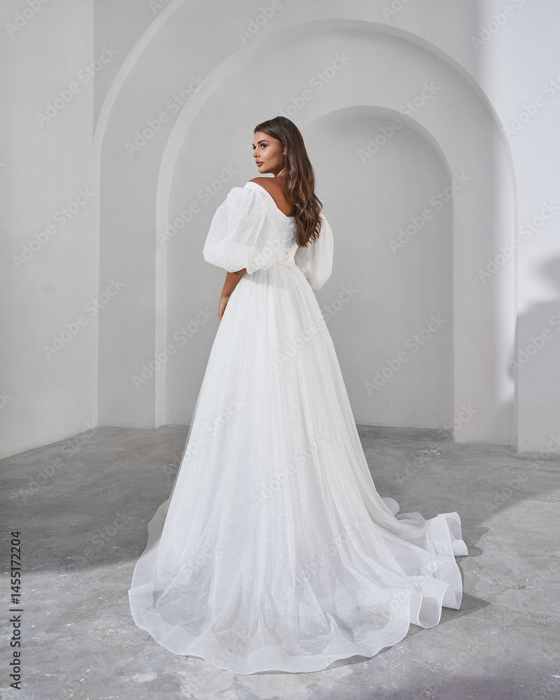 Elegant Bridal Gown with Puffy Sleeves Elegant Bridal Gown with Puffy Sleeves