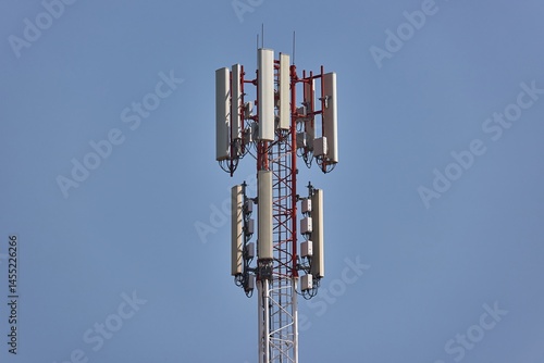 Obraz na płótnie Transmitter tower detail w salonie