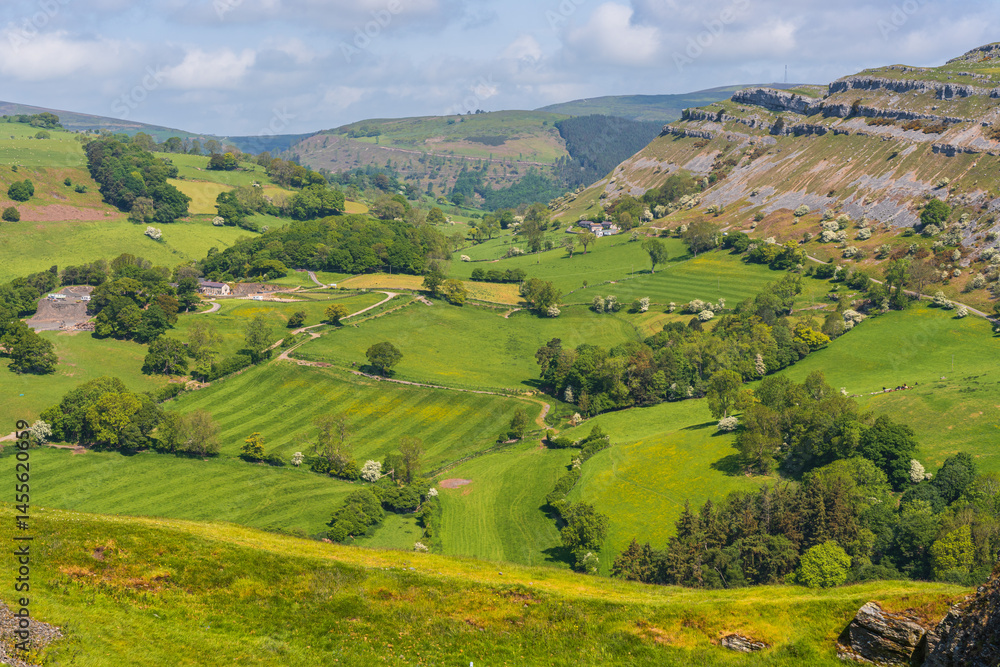 Fototapeta premium Denbighshire landscape near Castell Dinas Bran, Wales, UK