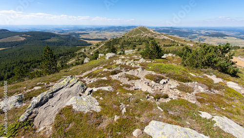 Le mont Mézenc est un sommet montagneux d'origine volcanique situé au sud-est du Massif central,  entre les départements de Haute-Loire et de l'Ardèche dans le massif du Mézenc entre Velay et Vivarais