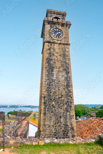 Obraz na płótnie Galle fort clock tower looking over military bastions, Sri Lanka w salonie