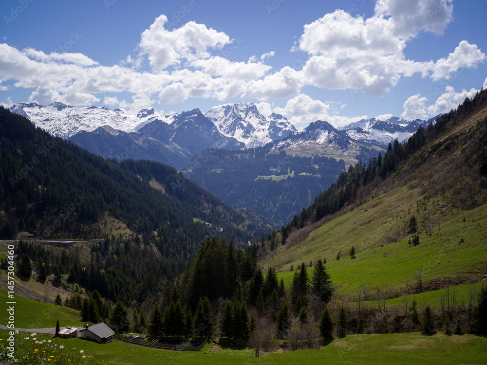 Obraz premium Cloudy Mountain 2