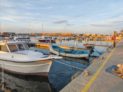 Obraz na płótnie Sunset view of the port of Sozopol, Bulgaria w salonie