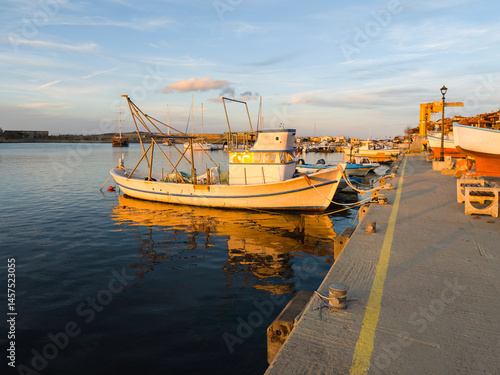 Obraz na płótnie Sunset view of the port of Sozopol, Bulgaria w salonie