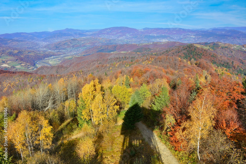 Fototapeta Naklejka Na Ścianę i Meble -  Beskidy mountains autumn landscape. Panorama from Koziarz peak, Beskid Sadecki, Poland