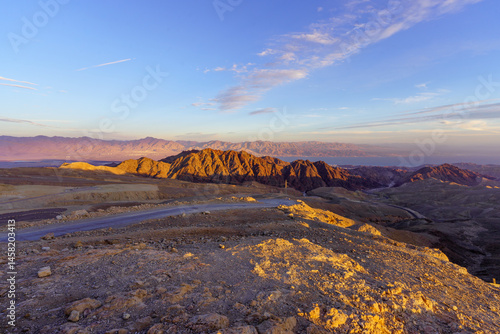 Obraz na płótnie Sunset view from Mount Yoash, Massive Eilat Nature Reserve w salonie