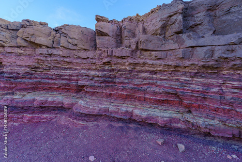 Obraz na płótnie Layered rock formation in Timna desert park w salonie