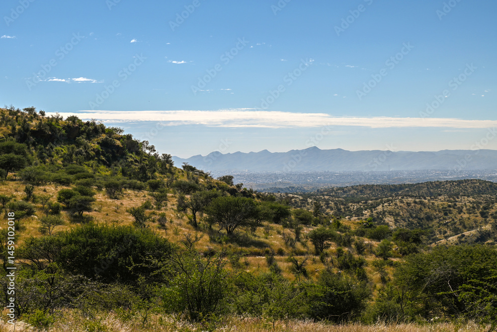 Obraz premium Paysage montagneux dans le centre de la Namibie