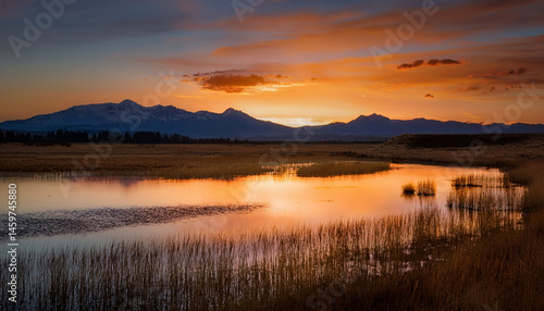 Wallpaper Mural lower klamath wildlife refuge sunset Torontodigital.ca