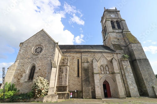 Obraz na płótnie L'église Notre-Dame, village de Bellac, département de la Haute-Vienne, France w salonie