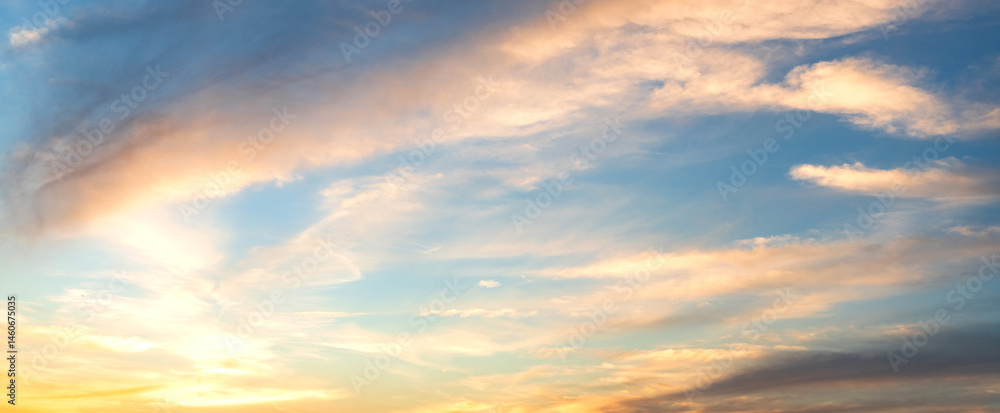 Obraz premium Sunset skyscape background. Cloudscape sky background. Sunset sky. Background with dramatic sunrise sky. Skyscape and cloudscape. Sunrise. Sky with pink cloud. Cloudy sundown