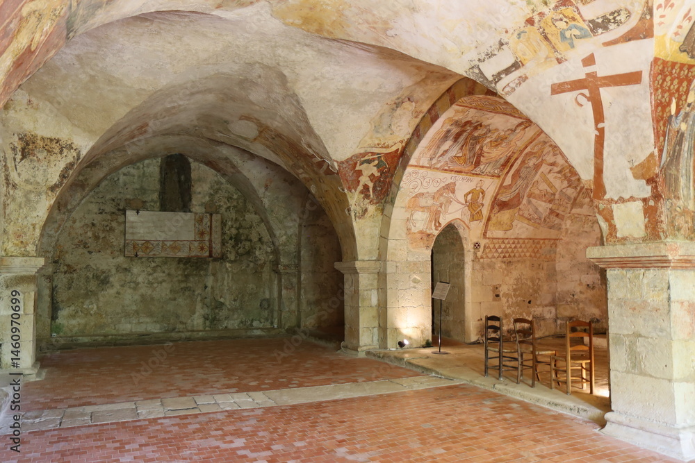Crypte médiévale de l'église Notre-Dame, ville de Gargilesse-Dampierre, département de l'Indre, France
