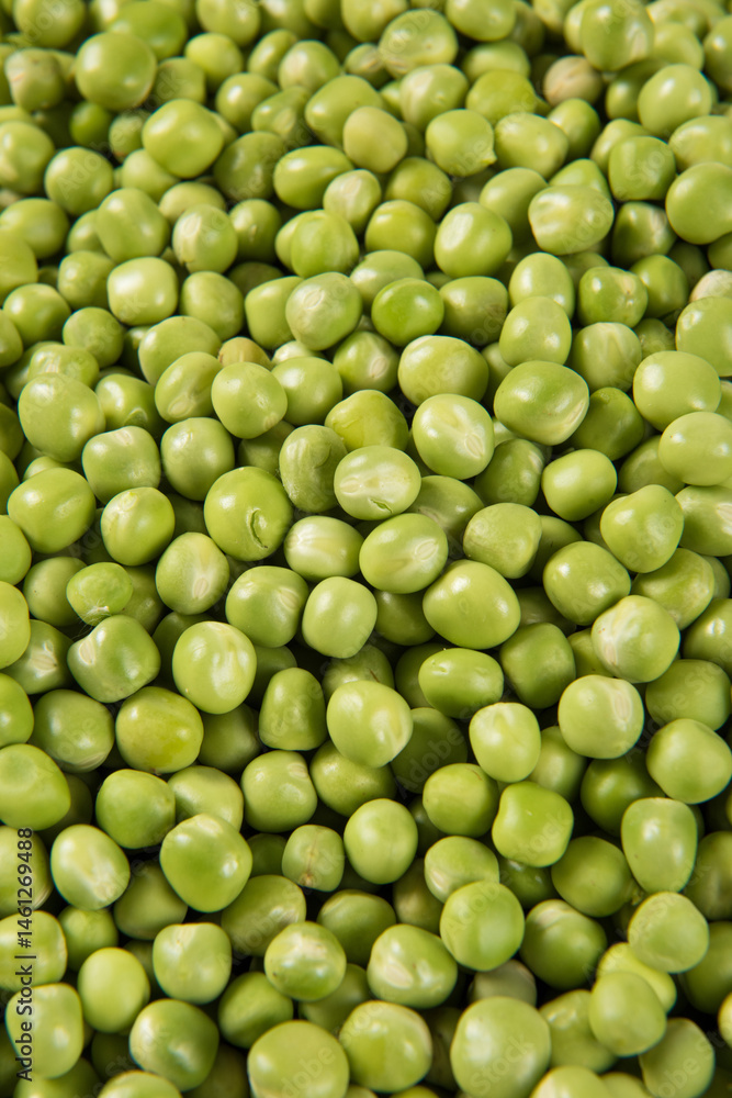 fresh green peas texture background