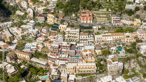 Obraz na płótnie Aerial view of the characteristic colorful houses of Positano in the province of Salerno, Campania, Italy. They are built on a hill. w salonie