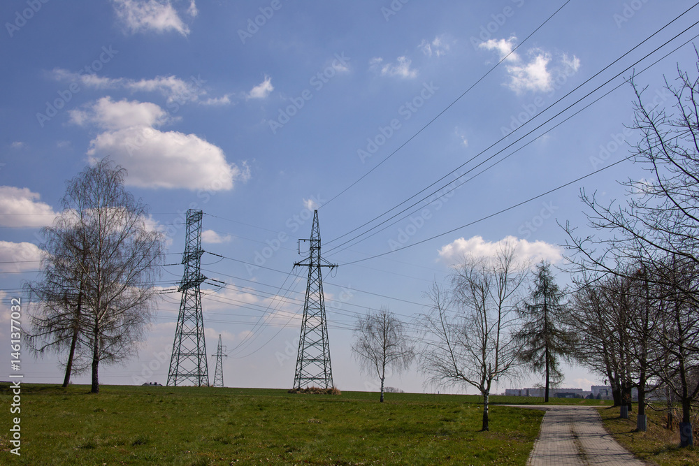 Słupy energetyczne – linia wysokiego napięcia