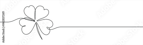  Four leaf clover continuous one line drawing. Good luck symbol.