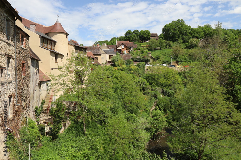 Vue d'ensemble du village, ville de Gargilesse-Dampierre, département de l'Indre, France