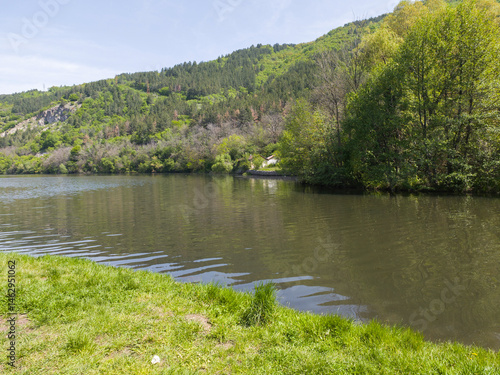 Obraz na płótnie Spring Landscape of Pancharevo lake, Bulgaria w salonie