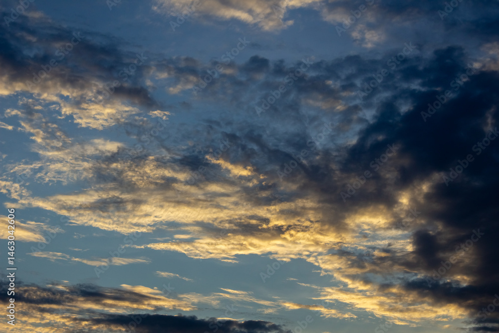 Obraz premium beautiful sky at sunset