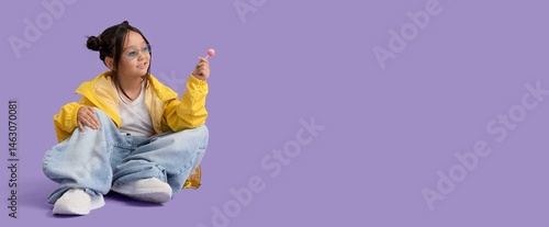 Little Asian girl with swee...