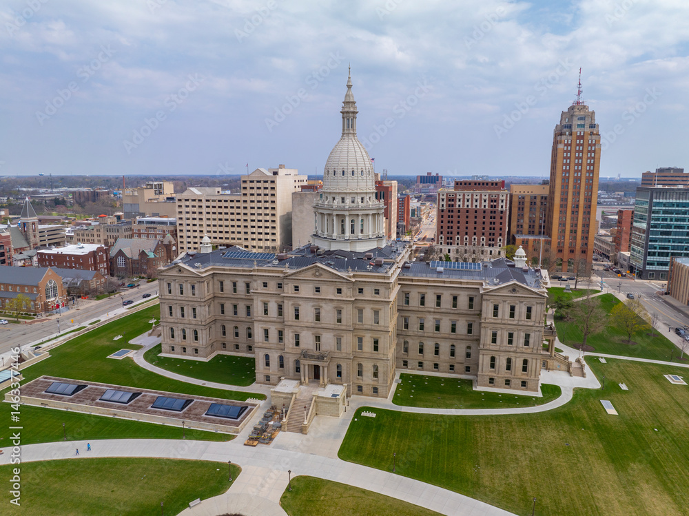 Michigan State Capitol is the legislative government of Michigan State, at 100 N Capitol Ave, Lansing, Michigan MI, USA.