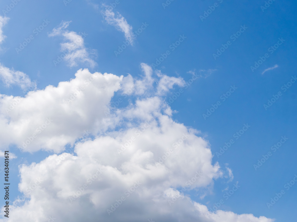 Fototapeta premium 5月 昼の青空と雲34