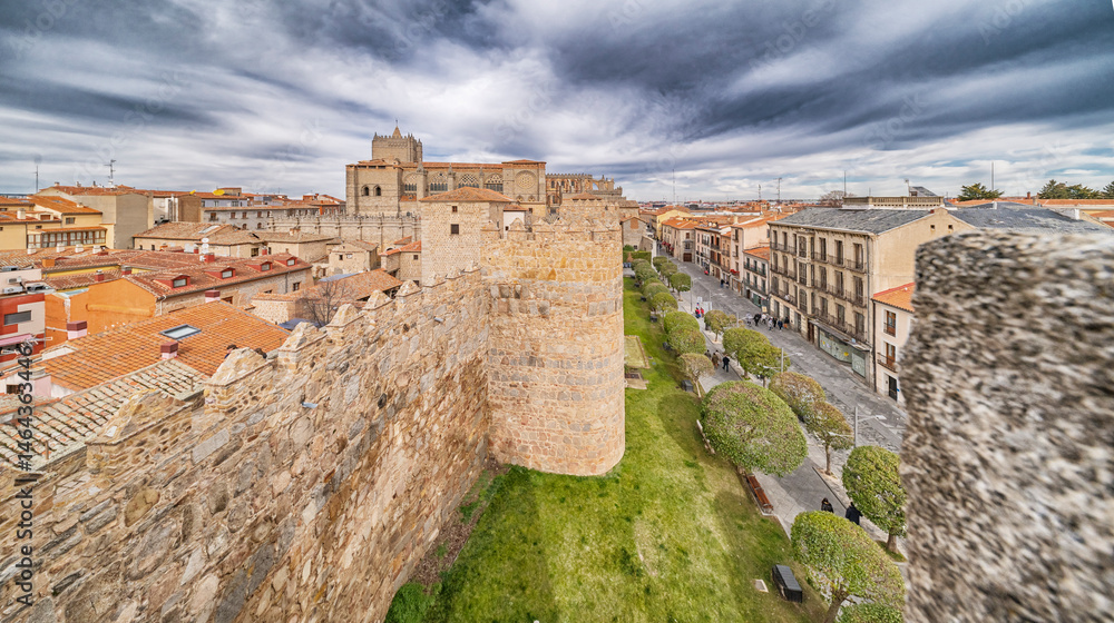 Obraz premium City View from Walls of Ávila, 11-14th Century Medieval Defensive Walls, UNESCO World Heritage Site, Spanish Cultural Heritage, Old City, Ávila, Castile and León, Spain, Europe