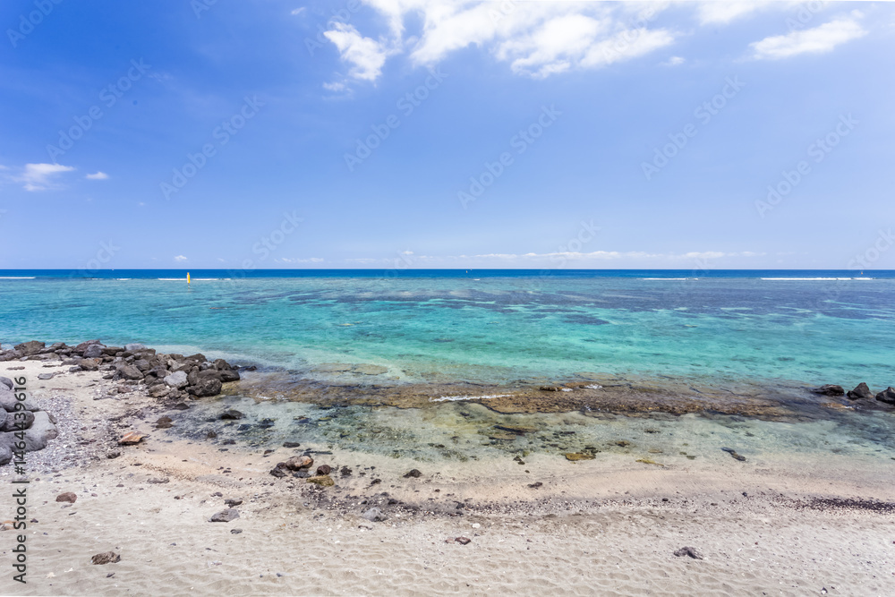 Fototapeta premium Plage de Saint-Leu, île de la Réunion 