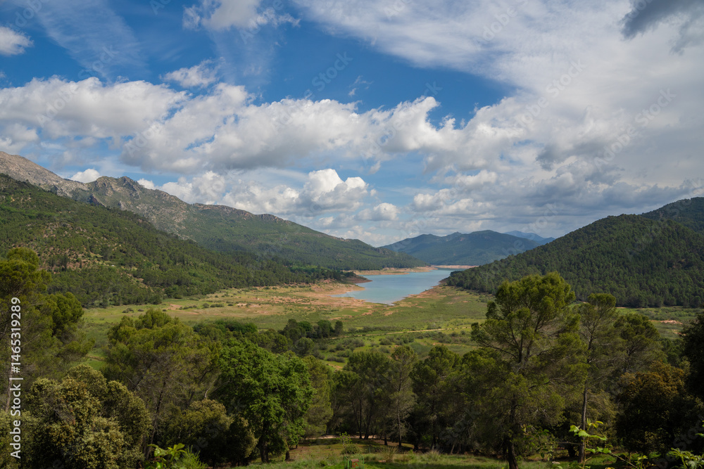 Fototapeta premium Panoramic view of mountain lake