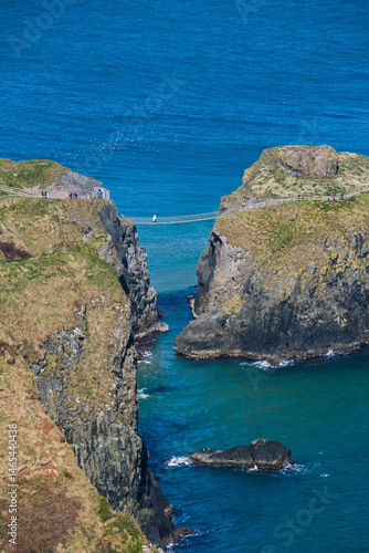 paisagem mar praia rochas irlanda do norte