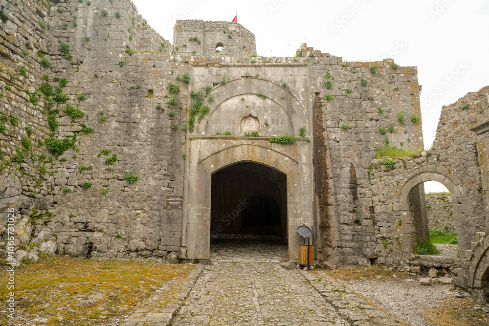 Obraz premium Rozafa Castle , panoramic view from the hill