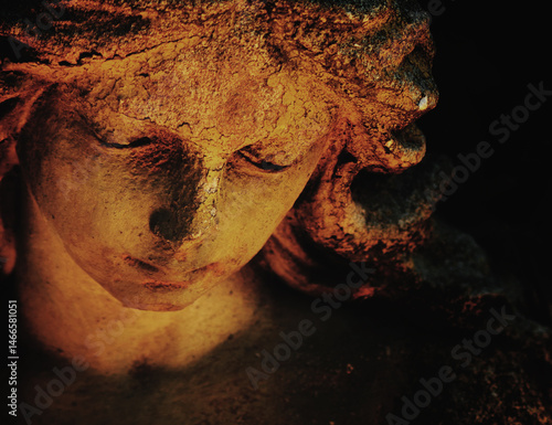 Obraz na płótnie Guardian angel with wings. Fragment of an ancient statue. Close up. w salonie