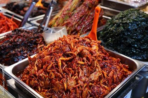 Obraz na płótnie Yangnyeom gejang marinated whole crabs in Korea w salonie