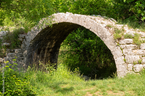 Photos old stone bridge