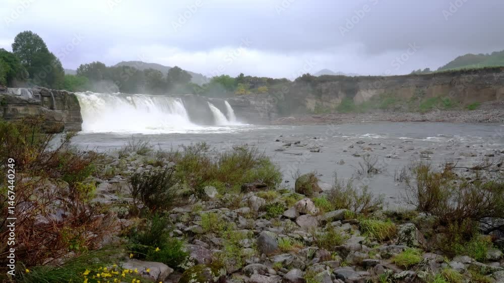 Maruia Falls – Stunning Waterfall in New Zealand’s Scenic Wilderness
Maruia Falls – Stunning Waterfall in New Zealand’s Scenic Wilderness