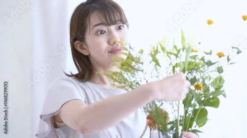 女性　ライフスタイル　フラワー