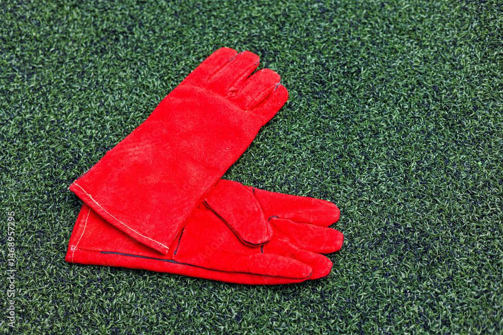 Gloves for construction work. Durable construction gloves.