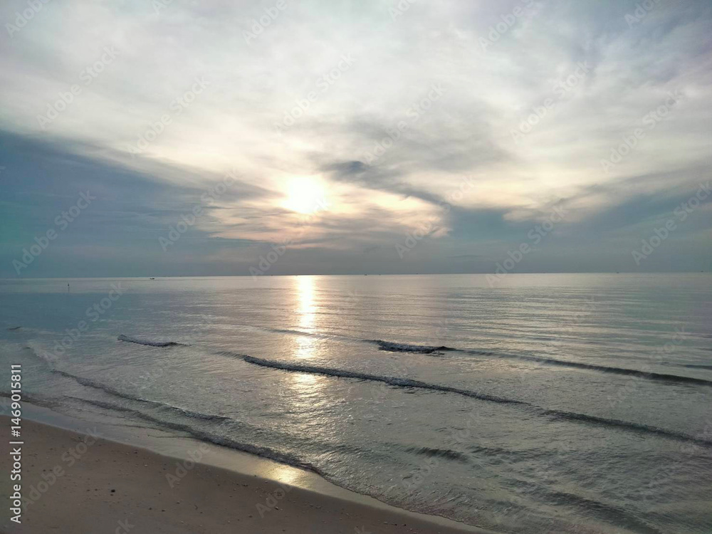 Obraz premium sunset on the beach