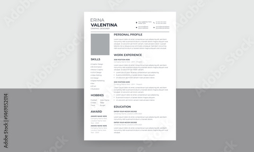 Professional CV, Resume design for freelance and journalist, minimal job cv design	