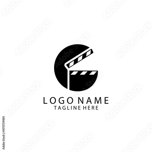 letter C clapboard logo design vector