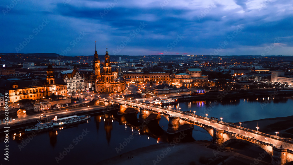 Obraz premium Dresden at Night