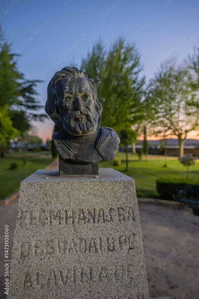 Obraz premium Monumento a Hernán Cortés en Medellín, Cáceres.