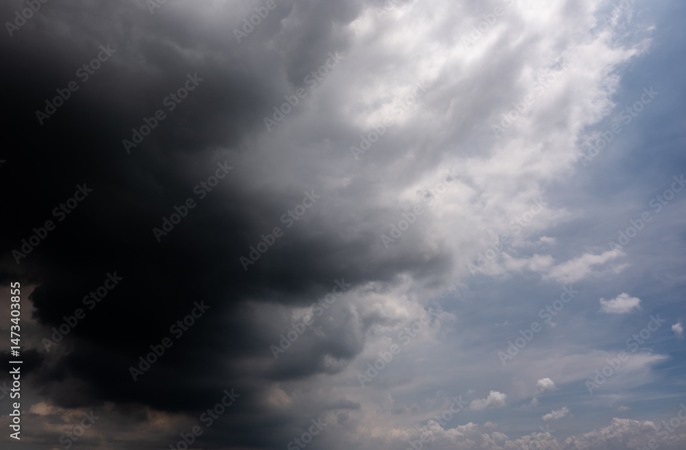 Fototapeta premium dark storm clouds with background,Dark clouds before a thunder-storm. 
