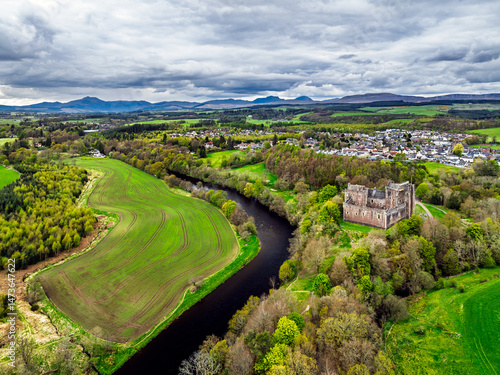 Obraz na płótnie Doune Castle from a drone, Doune, Stirling, Scotland, England w salonie